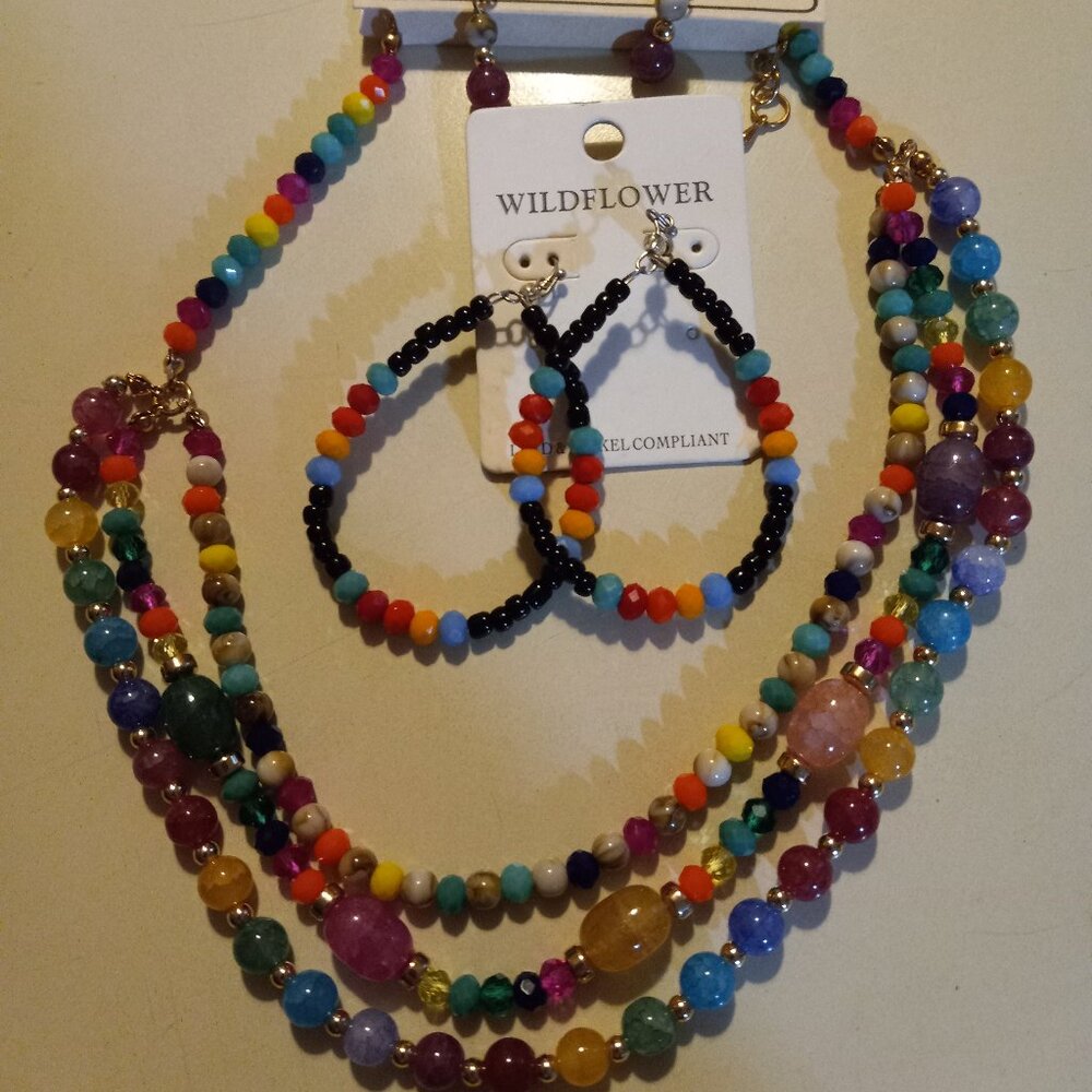 18" bead  multi-strand necklace & 2 pairs of coordinating earrings